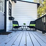 Charming Bungalow Centrally Located In Tampa